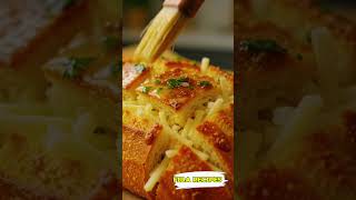 🧄🧀 Cotton Cheesy Garlic Bread Pull Apart #yotubeshorts #recipe #bonnecuisine #explore #easyrecipe