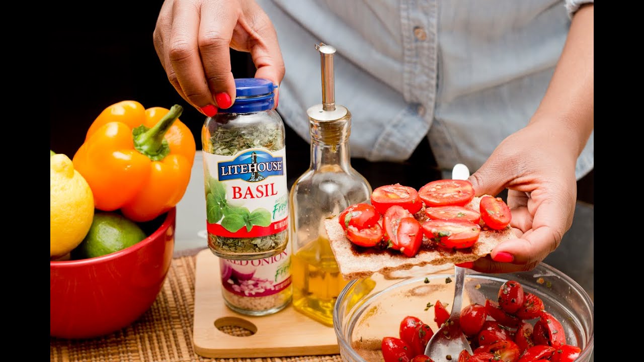 Cooking With Litehouse Herbs - YouTube