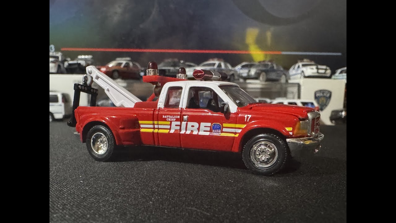 Racing Champions 1/64 FDNY 1999 Ford F-350 Tow truck