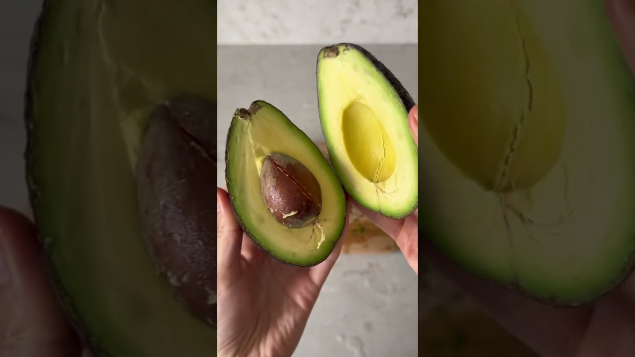 what i eat in a day! 🥨🩵 #whatieatinaday #wieiad #easyrecipe #healthyrecipes #trending #eatwithme