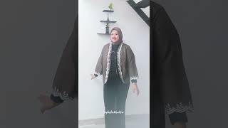 Download Lagu Kalo jalan ke mall suka look simple atau all out? 👇 #ootdfashion #ootdhijab #fasion MP3