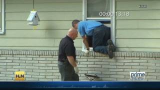 Cops try breaking into family's home