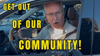 ENTIRE NEIGHBORHOOD HAS MELTDOWN!! First Amendment - Antbo Media