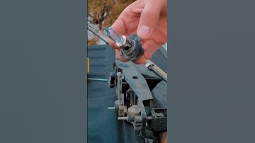 Do you guys like LED bulbs in the snow?🌨 #shorts #auxitoled