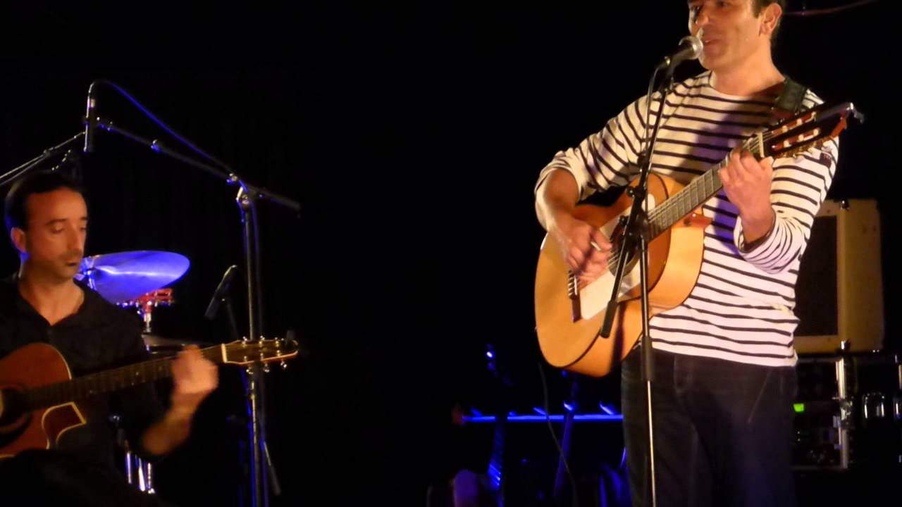 Chanson D Amour Pour Les Vieilles De 40 Ans Youtube