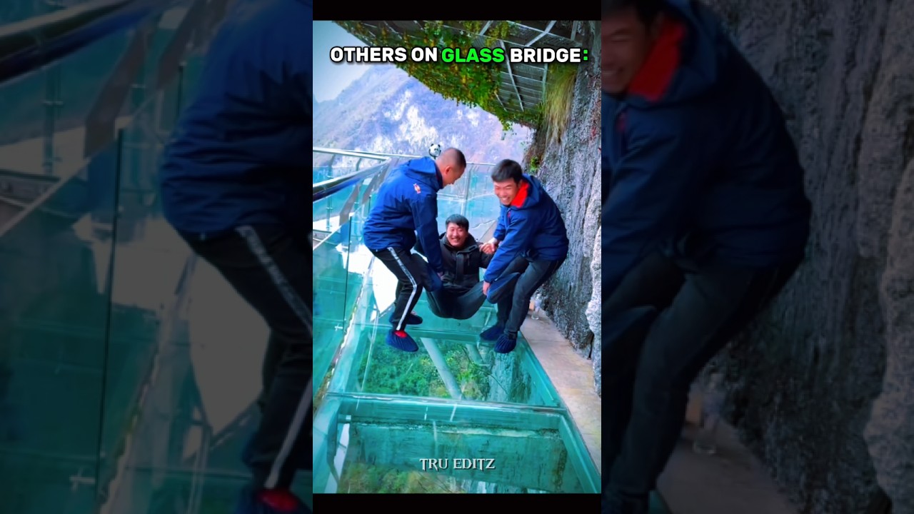 Everyone PANICS on the Glass Bridge… But the LAST One? UNREAL! 😱☠️