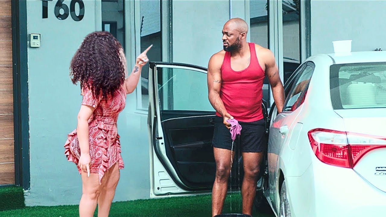 SI SEULEMENT ELLE SAVAIT QUE JE SUIS PDG ET CHAUFFEUR, ELLE NE ME TRAITERAIT PAS COMME UN ESCLAVE