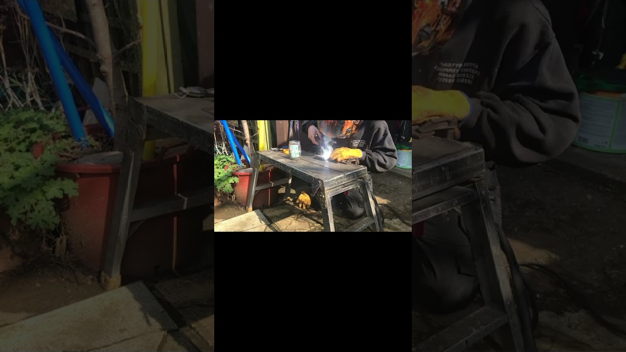 Making a scrap metal spider for my local small business