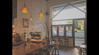 Một ngày làm việc ở quán cafe bắt đầu như thế nào?