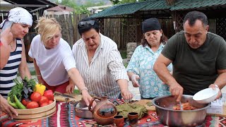 Тур по Армении.Готовим вкусную  и сочную толму из виноградных листьев и печем лаваш в тандыре.