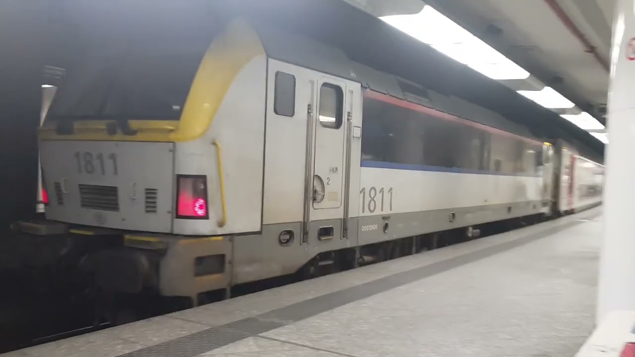 Real Trains.Trains at the Brussels Central Station.🚆🚅🚄🚈🇧🇪