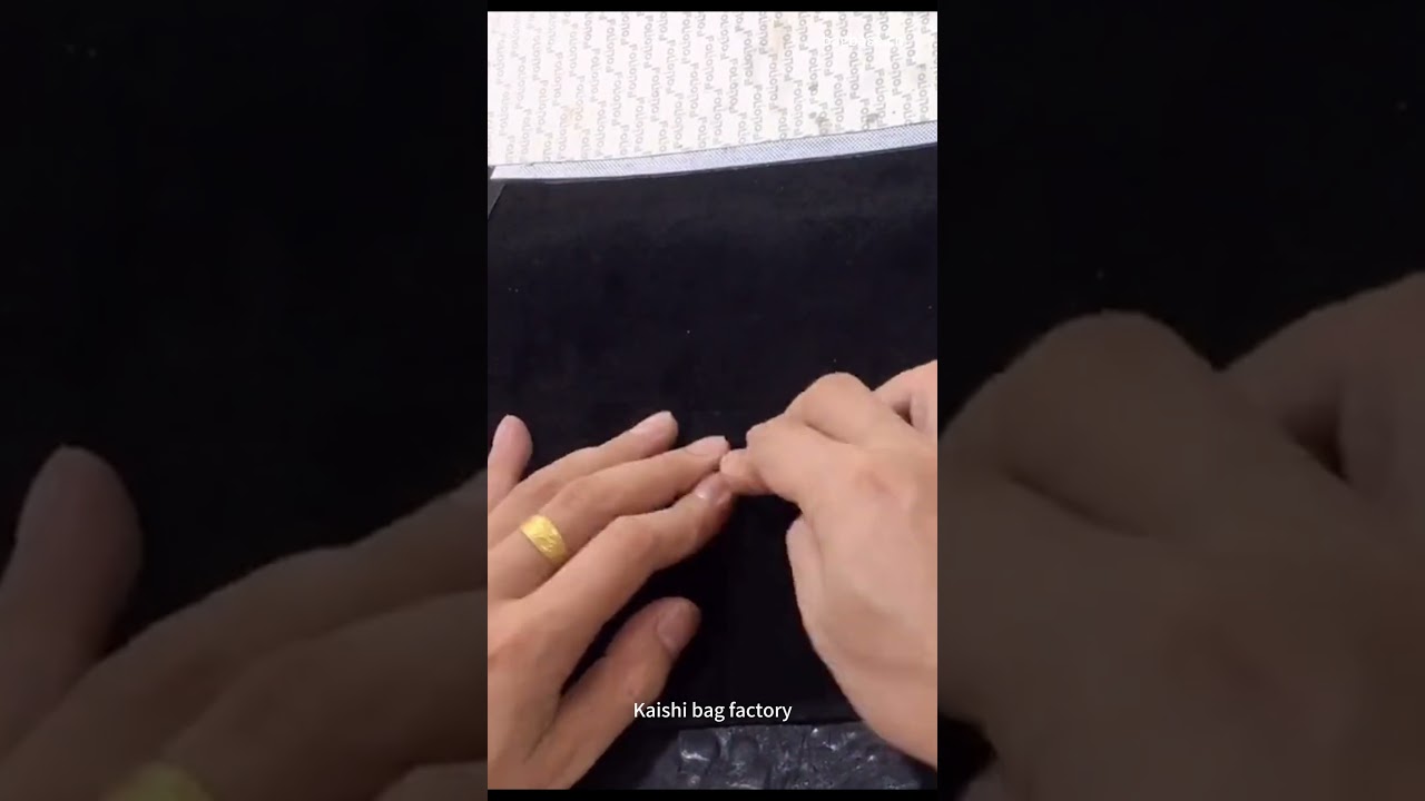 How to fix metal logo label on bag 