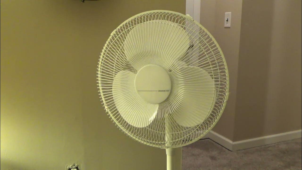Holmes HASF1502 16" Oscillating Pedestal Fan YouTube