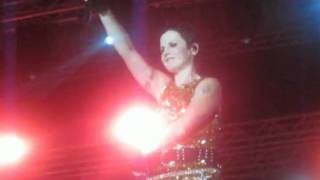 The Cranberries - 13. Ode To My Family ("Reunion Tour" in Rome)
