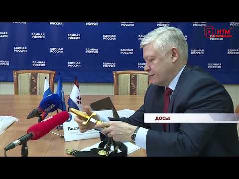 Госдума упростила порядок ношения и хранения кортиков Госдума упростила порядок ношения и хранения кортиков