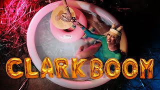 Lia Clark - Clark Boom (Vídeo Oficial) chords