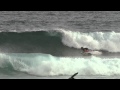 Peterson Crisanto surfando em Bali