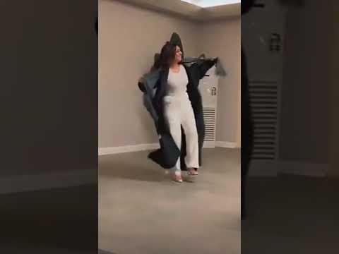 Don’t Miss | Saudi Girl Enjoy Dance Inside House