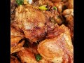 Receta de hoy: Pollo a la diabla con arroz verde y morrones rellenos