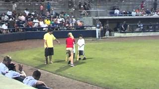 The Dizzy Bat Contest (The Lane Boys)
