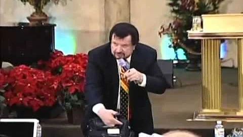 Dr. Mike Murdock - 7 Decisions That Create Your We...