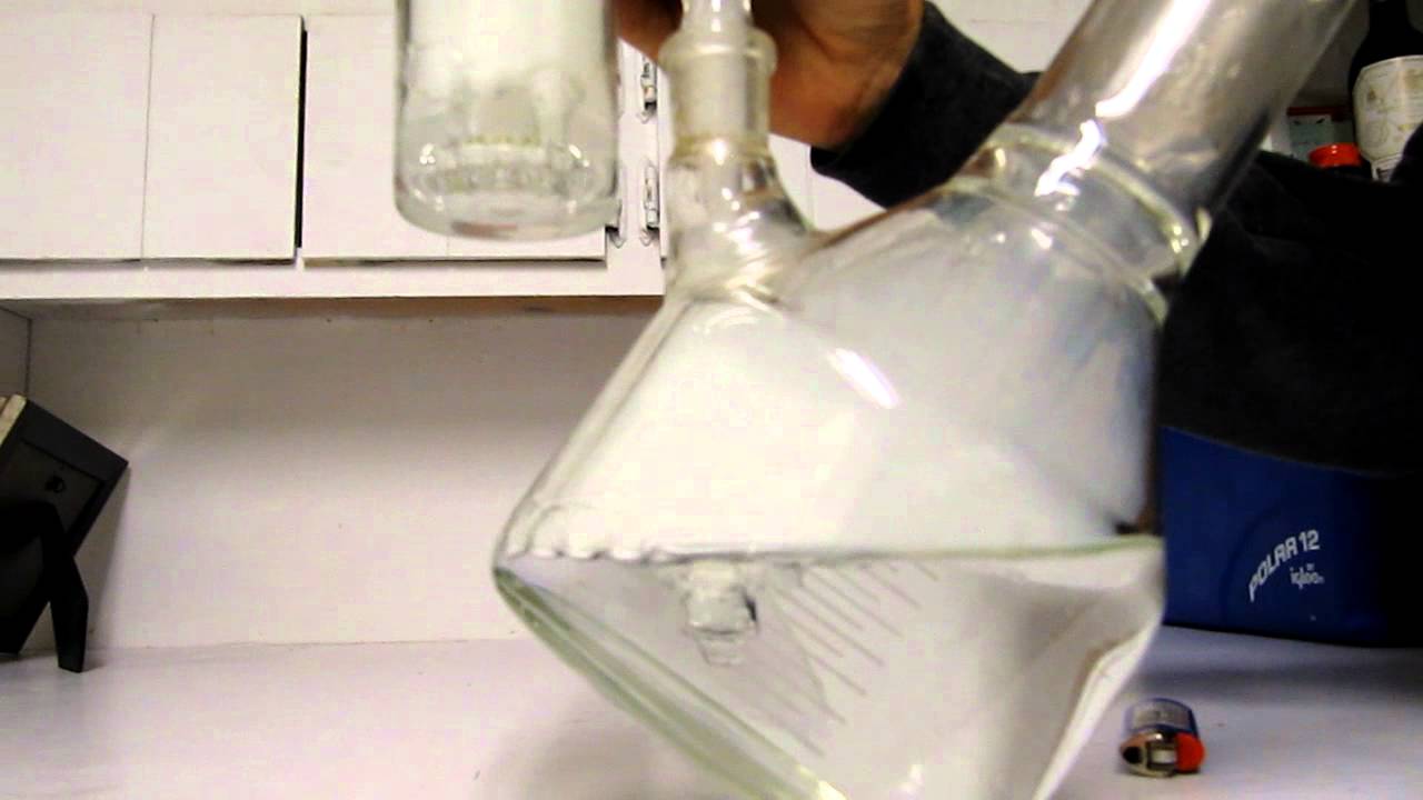 Hi-Si Triple U-Perc with Toro Showerhead TrashCatcher - Angle Setup (Tactical Couch Bong Rip)