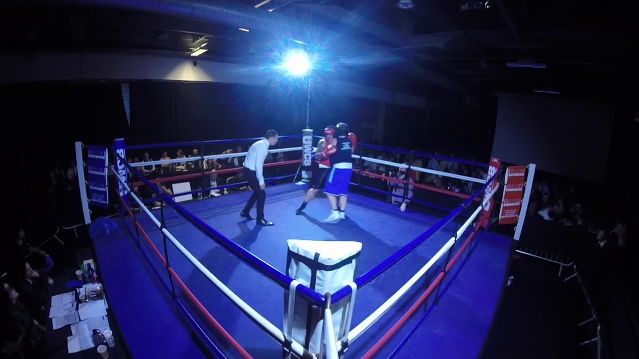 Ultra White Collar Boxing | Birmingham | Wayne Ollerenshaw VS Thomas Eccleston