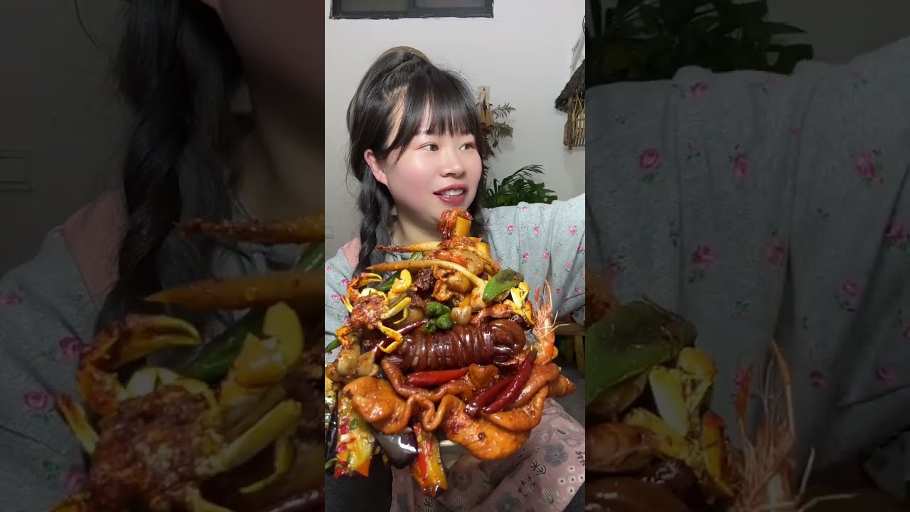Susu Yummy Spicy Food Mukbang 😋 Eating Fried Pork Bones With Pig Intestines And Green Vegetables 