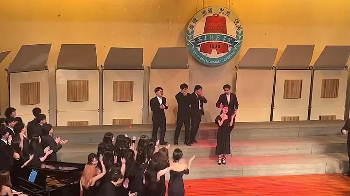 又到毕业季！五位学长毕业，这会是他们此生永远不忘的一天吧！愿中华儿女前程似锦！ - 天天要闻