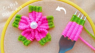 It's so Cute 💖🌟 Super Easy Woolen Flower Making Idea with Fork - DIY Amazing Hand Embroidery Flowers