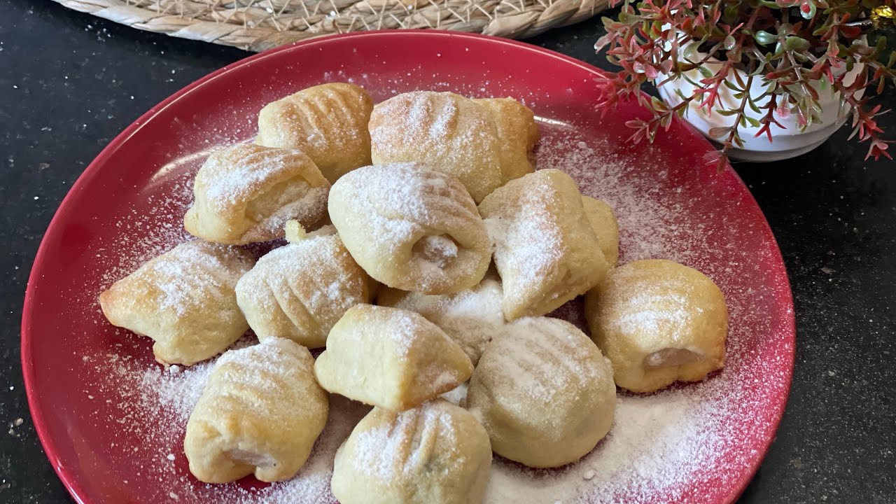 بسكوت بالزبدة والطحين محشي حلقوم @Najlaa_ghalayine #بسكويت #بسكوت #بسكويت_العيد