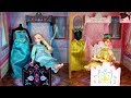 Elsa &amp; Anna  Princess Bedroom Holiday Morning Routine -  Frozen Arendelle Castle Doll House