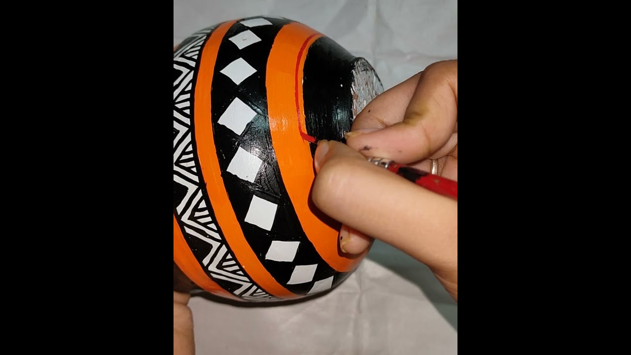 HANDI / CLAY POT PAINTING 