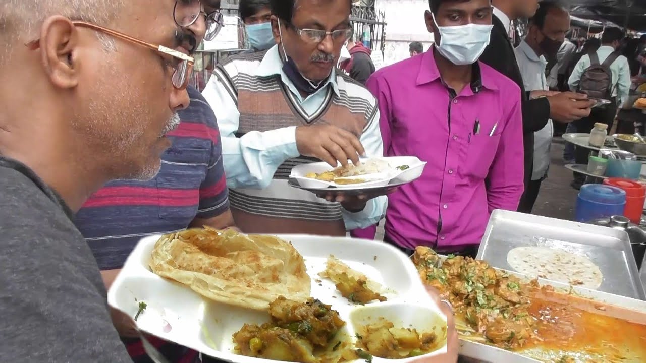 Cheap & Best Office Time Tiffin   2 Lachha Paratha with Alur Dum 20 Rs/   Kolkata Street Food