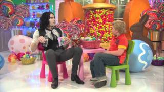 Hop - Featurette Kid Crack Ups Russell Brand