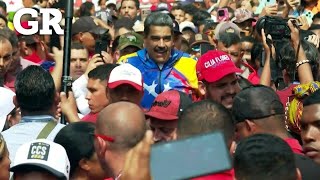 Maduro marcha con estudiantes en Venezuela