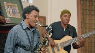 Video thumbnail of "ዝምታ - ቴዎድሮስ ታደሠ Zimita by Tewodros Tadesse"