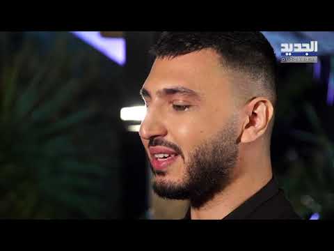 محمد شاكر يبكي على الهواء بحرقة ما علاقة والده فضل شاكر