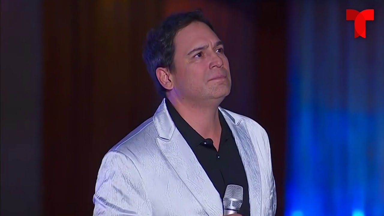 Bobby Pulido le canta 'La Guadalupana' a la Virgen, antes de su retiro | Telemundo