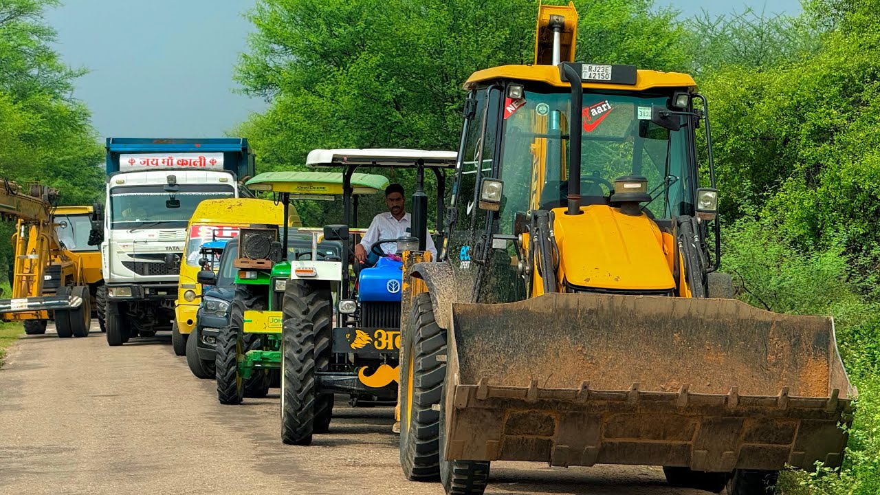 Jcb 3dx loading Mud in TATA Tippers Tractors Swaraj 855F New Holland 3630 Tractor 4x4 jcb Thar Truck