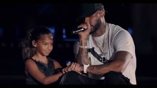 BOOBA CHANTE AVEC SA FILLE AU STADE DE FRANCE - &quot;PETITE FILLE&quot;