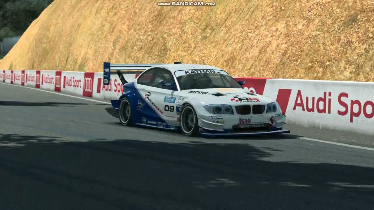 Bathurst BMW 134 Judd couple hot laps RaceRoom