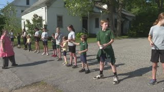 Brunswick students donate hundreds of pounds of food for neighbors in need