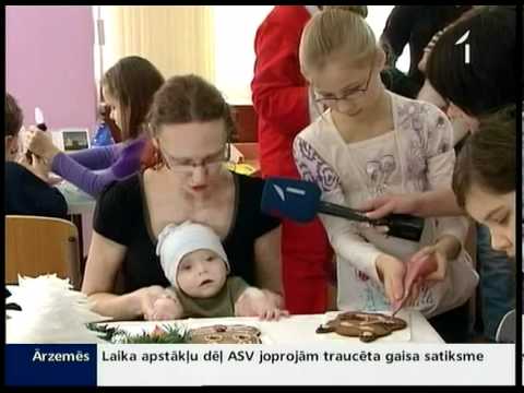 Video: Kā Pagatavot Ziemassvētku Dekoratīvos Spilvenus