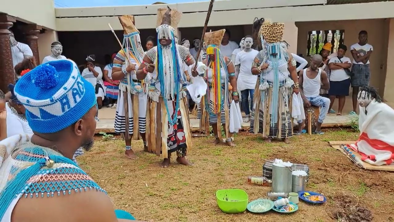 MATHAMBO -  Liyakwaliwa nguwe