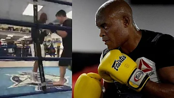 Four minutes of Anderson 'Spider' Silva hitting mitts | TWT