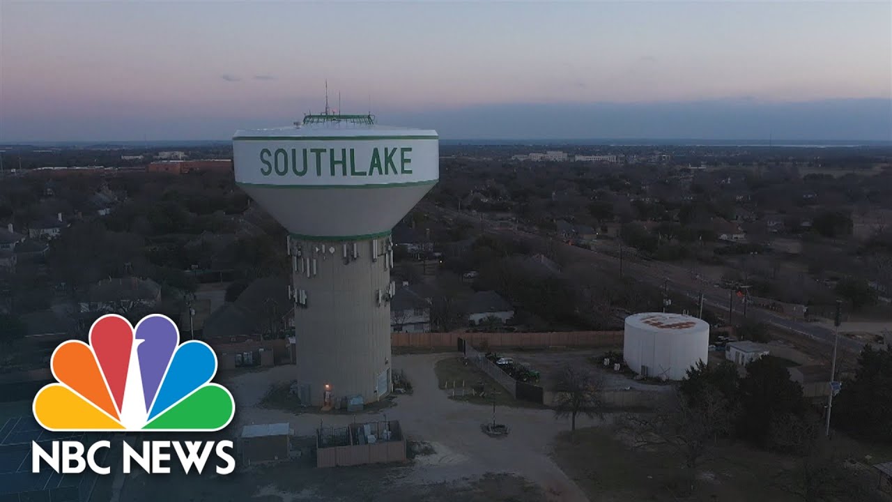 Outrage At Texas School Board Meeting Over Administrator's Holocaust Book Comment