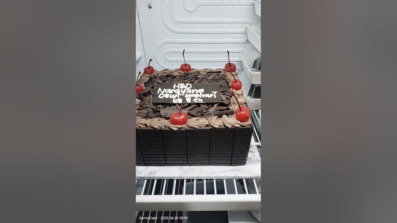 kue tart coklat#kuetartcoklat#kuepagercoklat#kueulangtahunsimple#kueulangtahun#karinacake#wonosobo