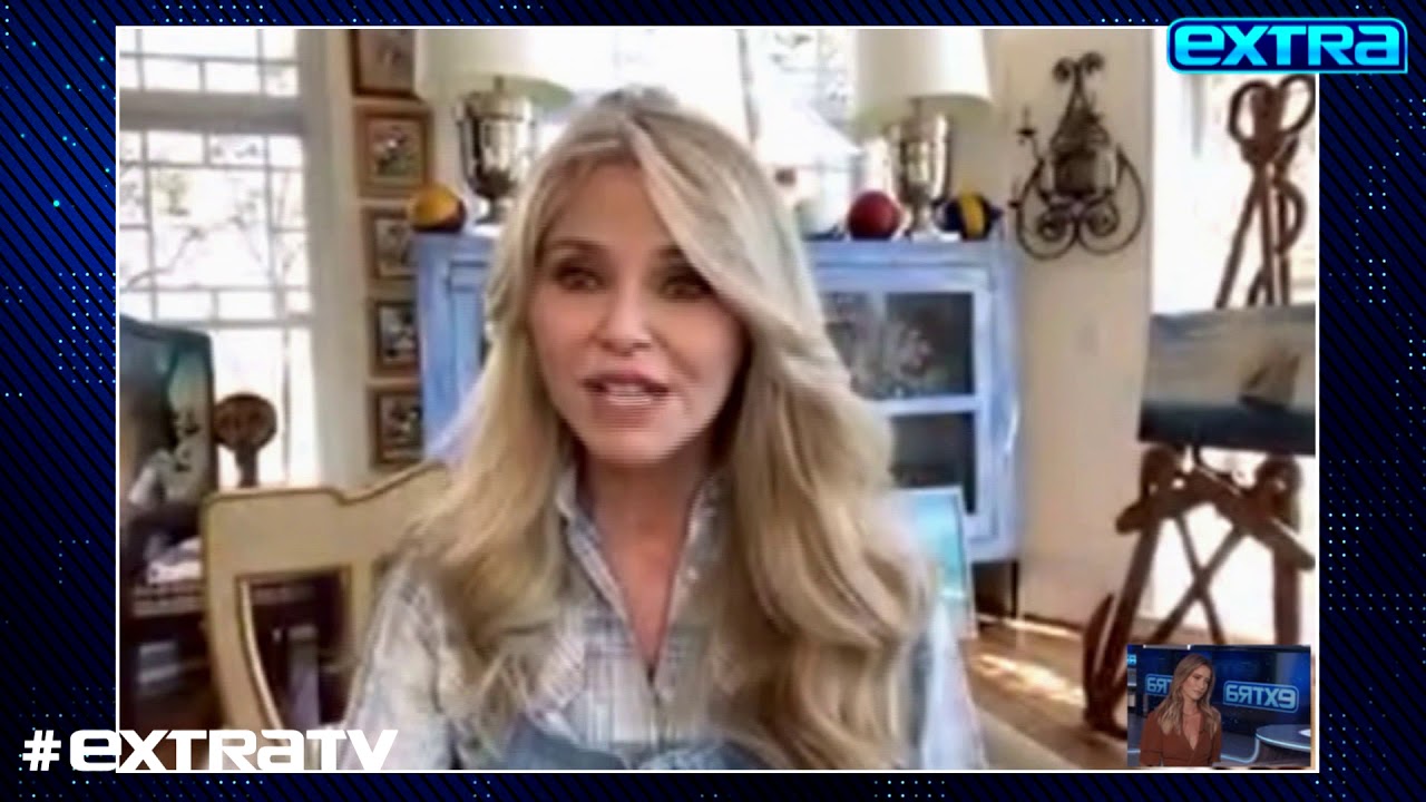 How Christie Brinkley Is Giving Back Amid COVID-19 Crisis