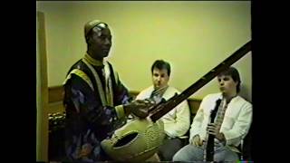 Djimo Kouyate - kora music from Senegal (filmed in 1990)